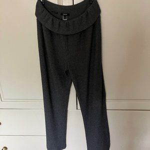 Simply Vera Wang Light Gray Pants - Medium